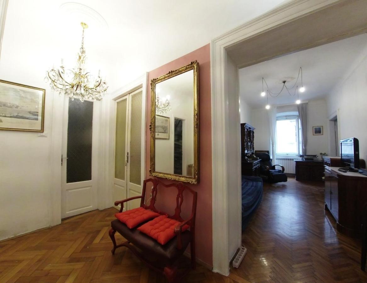 Casa Antica - Historical Apartment In Old City Center ترييستي المظهر الخارجي الصورة