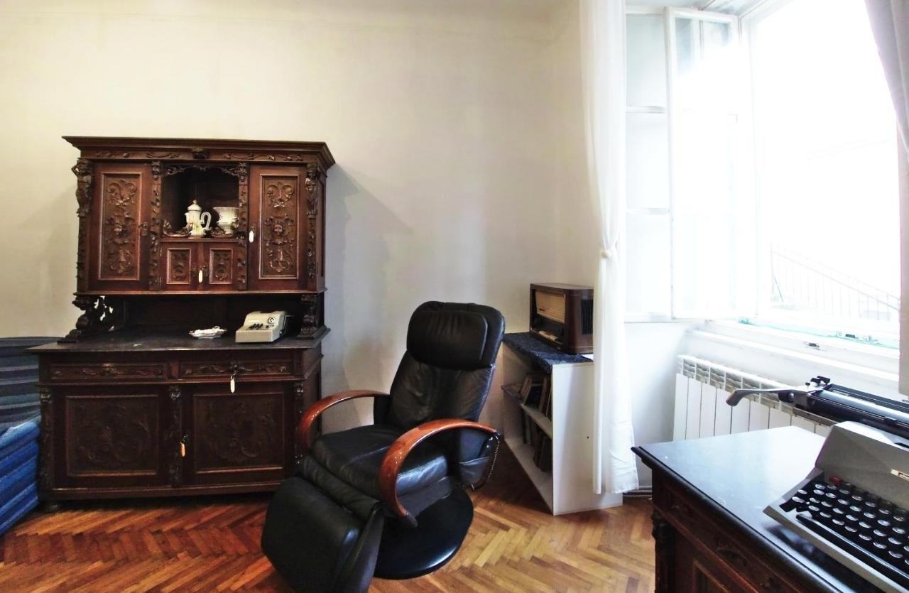 Casa Antica - Historical Apartment In Old City Center ترييستي المظهر الخارجي الصورة