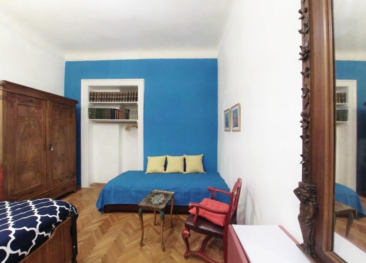 Casa Antica - Historical Apartment In Old City Center ترييستي الغرفة الصورة